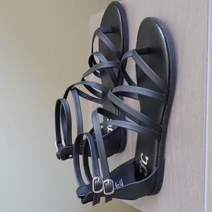 NWOT JG Black Gladiator Sandal